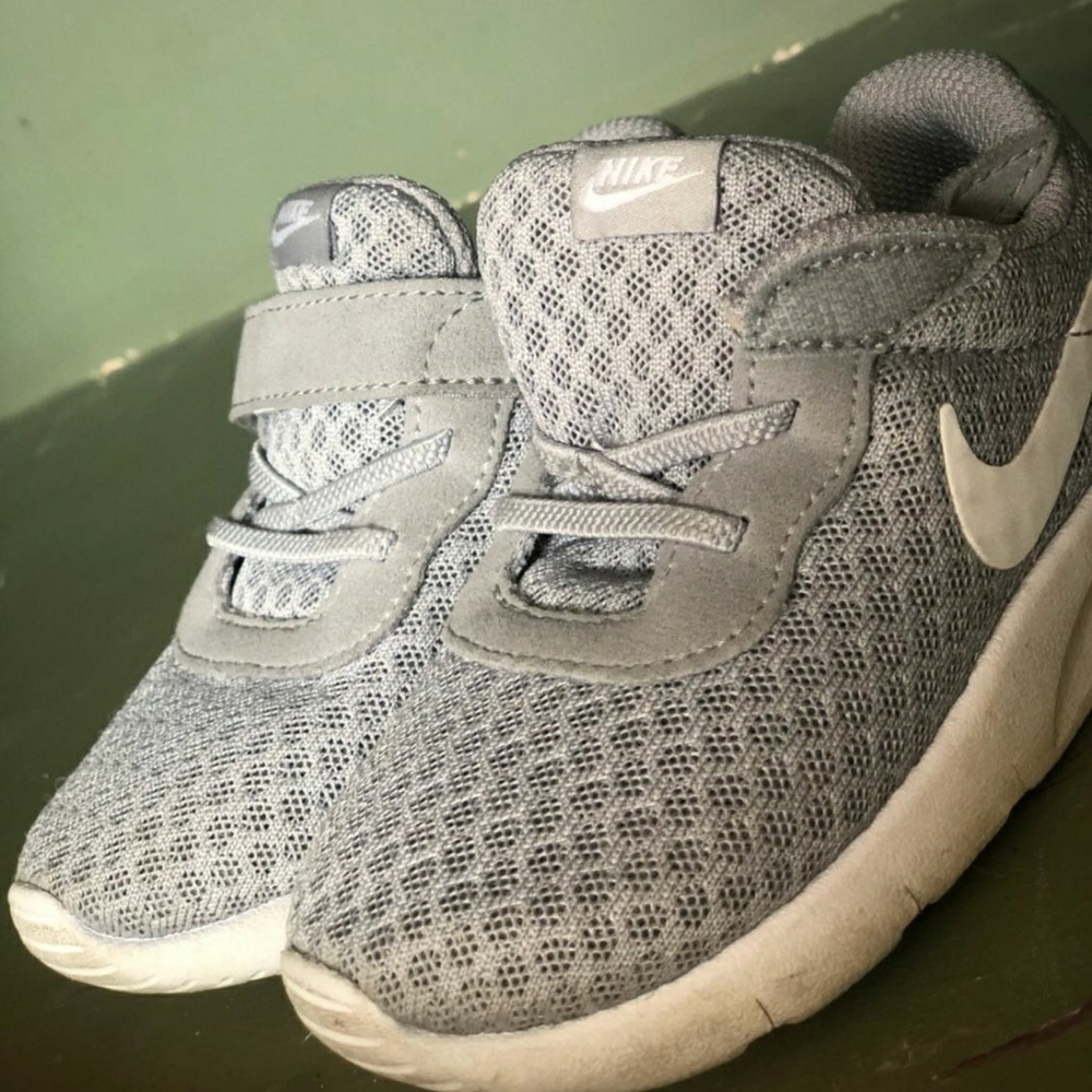 Nike toddler shoes